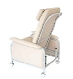 Classic wooden chair - Image 2